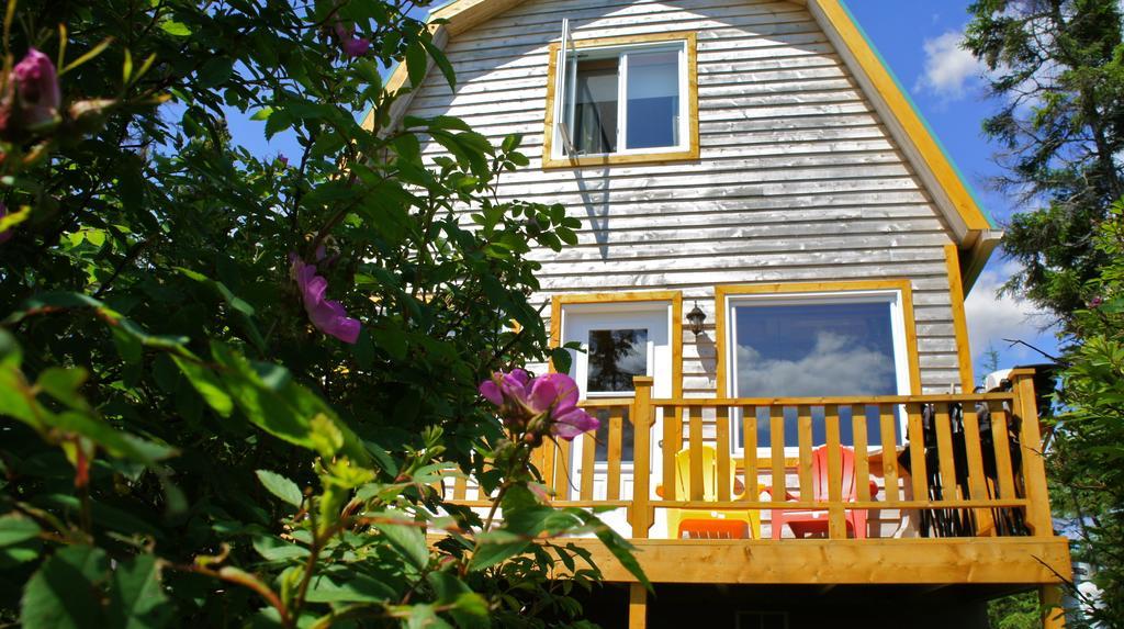 Chalets Du Bout Du Monde Gaspé Стая снимка